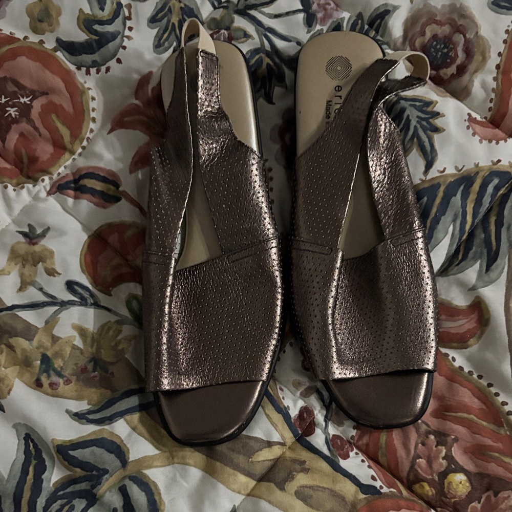 Elegant Metallic Sandals